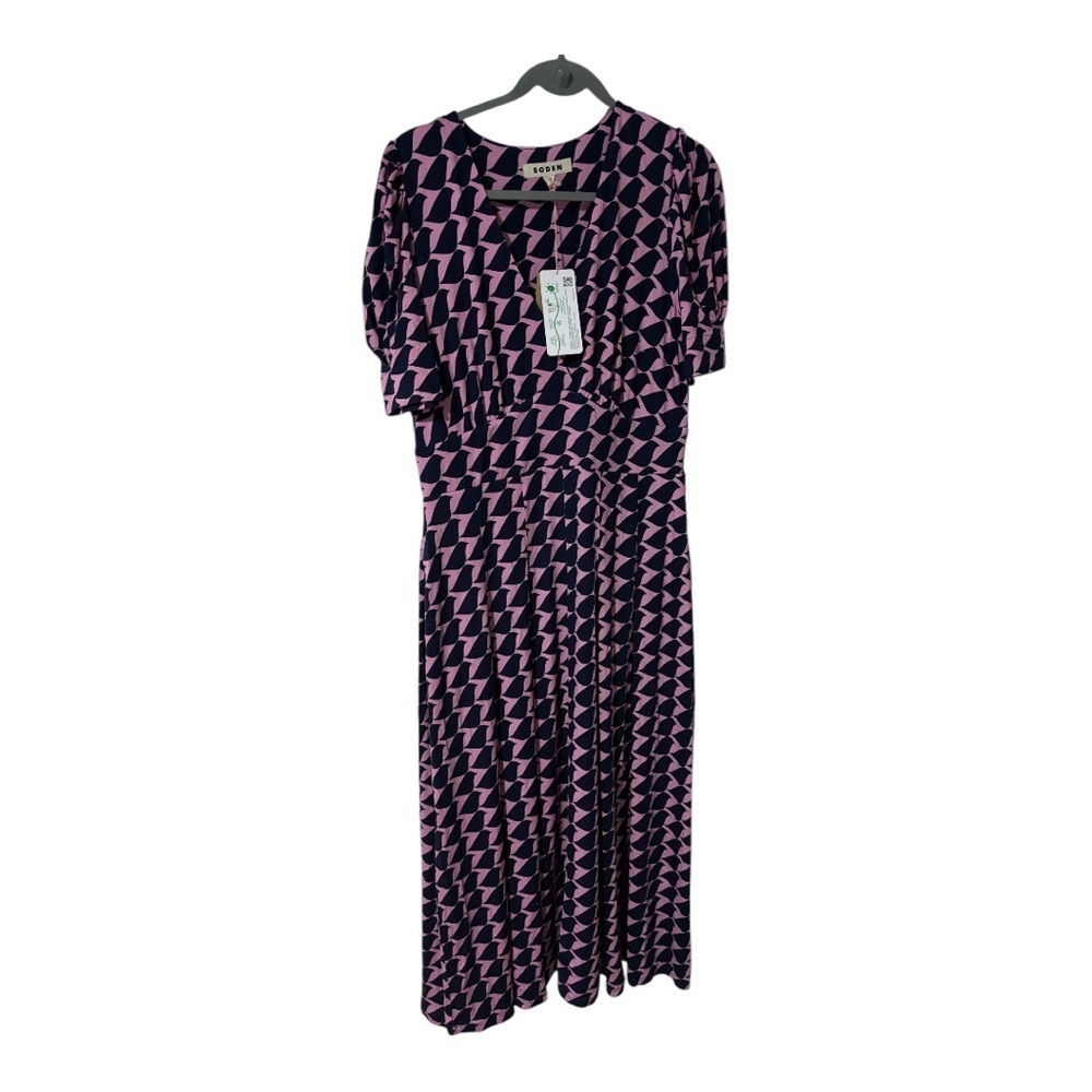 Boden Women’s v-neckline dress
